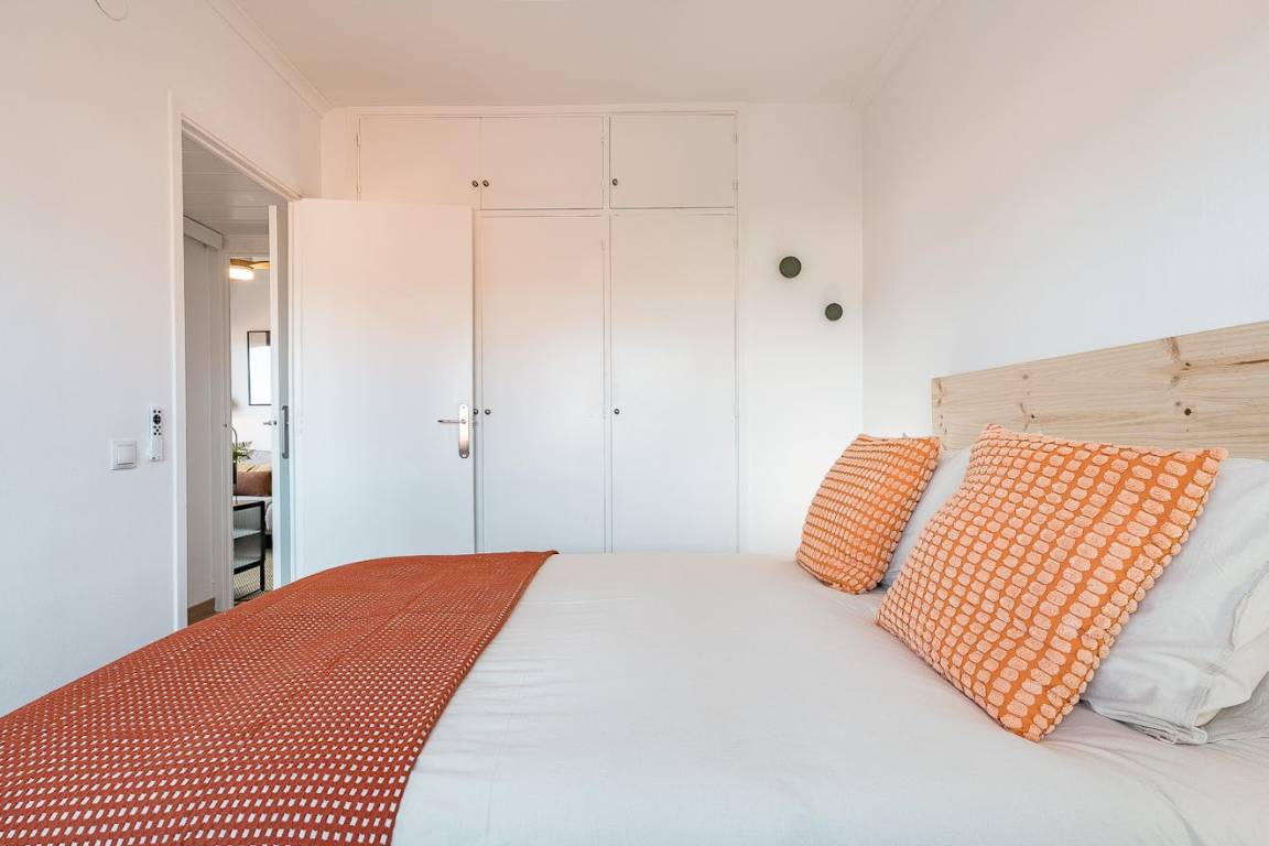 55 M² Apartamento ∙ 1 Quarto ∙ 2 Hóspedes - Sabadell