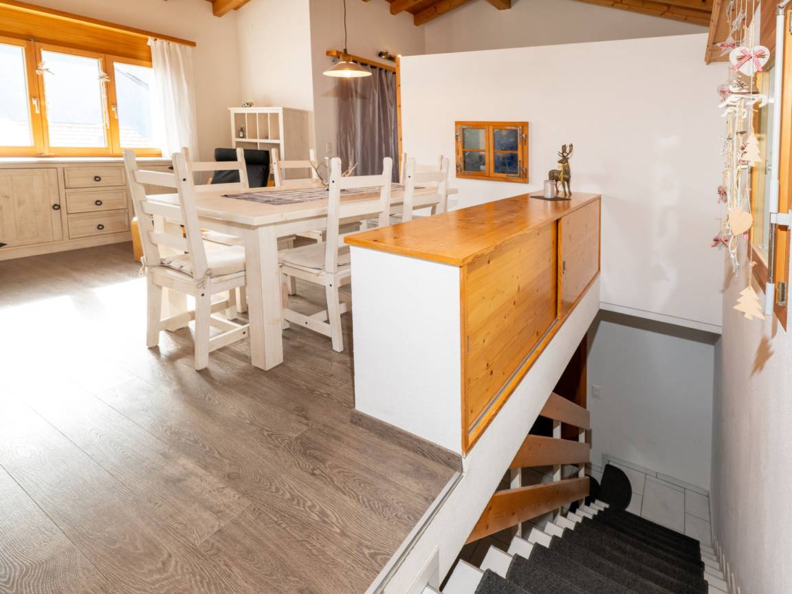 120 M² Talo ∙ 2 Makuuhuonetta ∙ 4 Vierasta - Churwalden