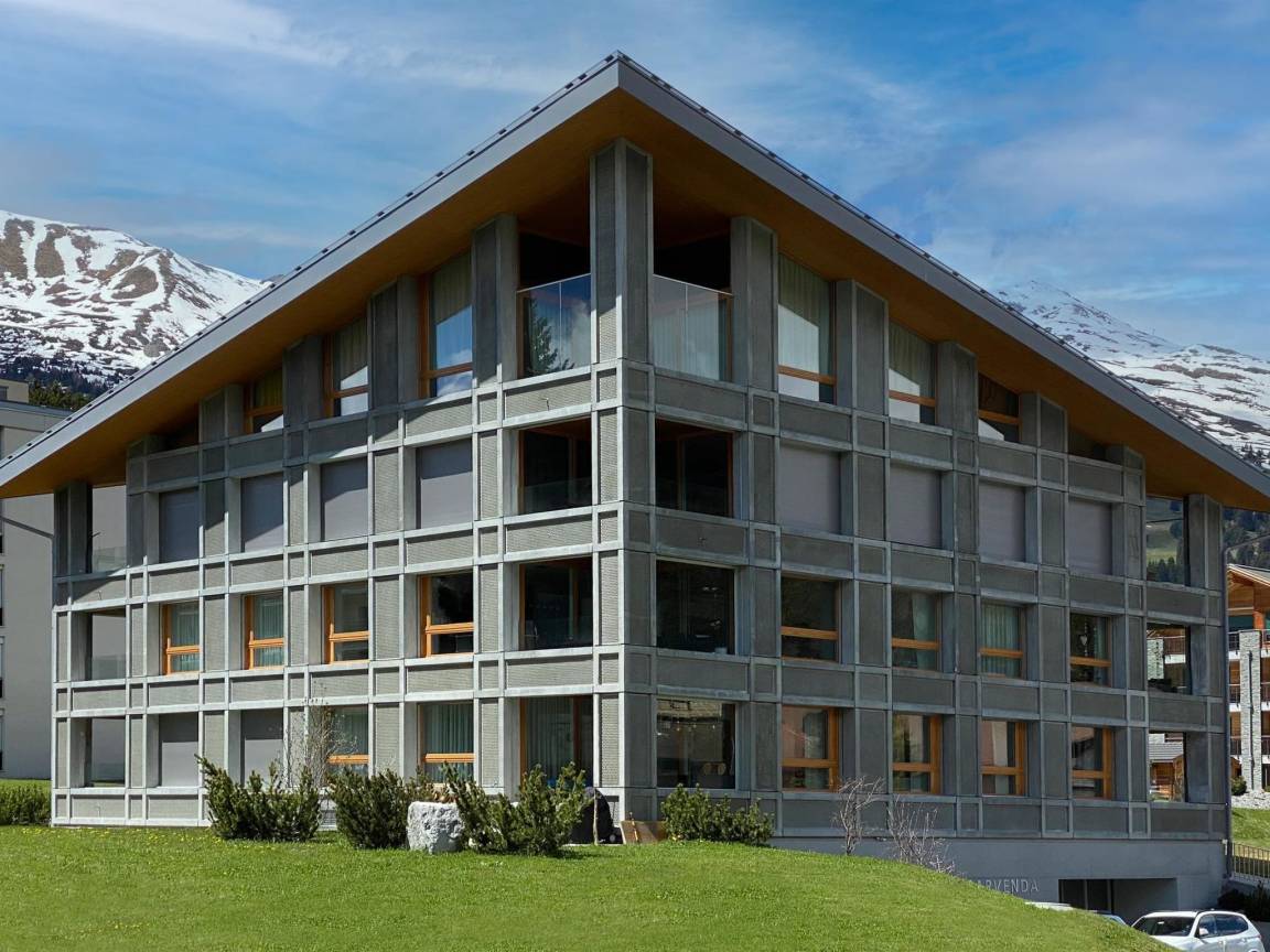 Ferienwohnung ∙ 3 Schlafzimmer ∙ 8 Gäste - Lenzerheide