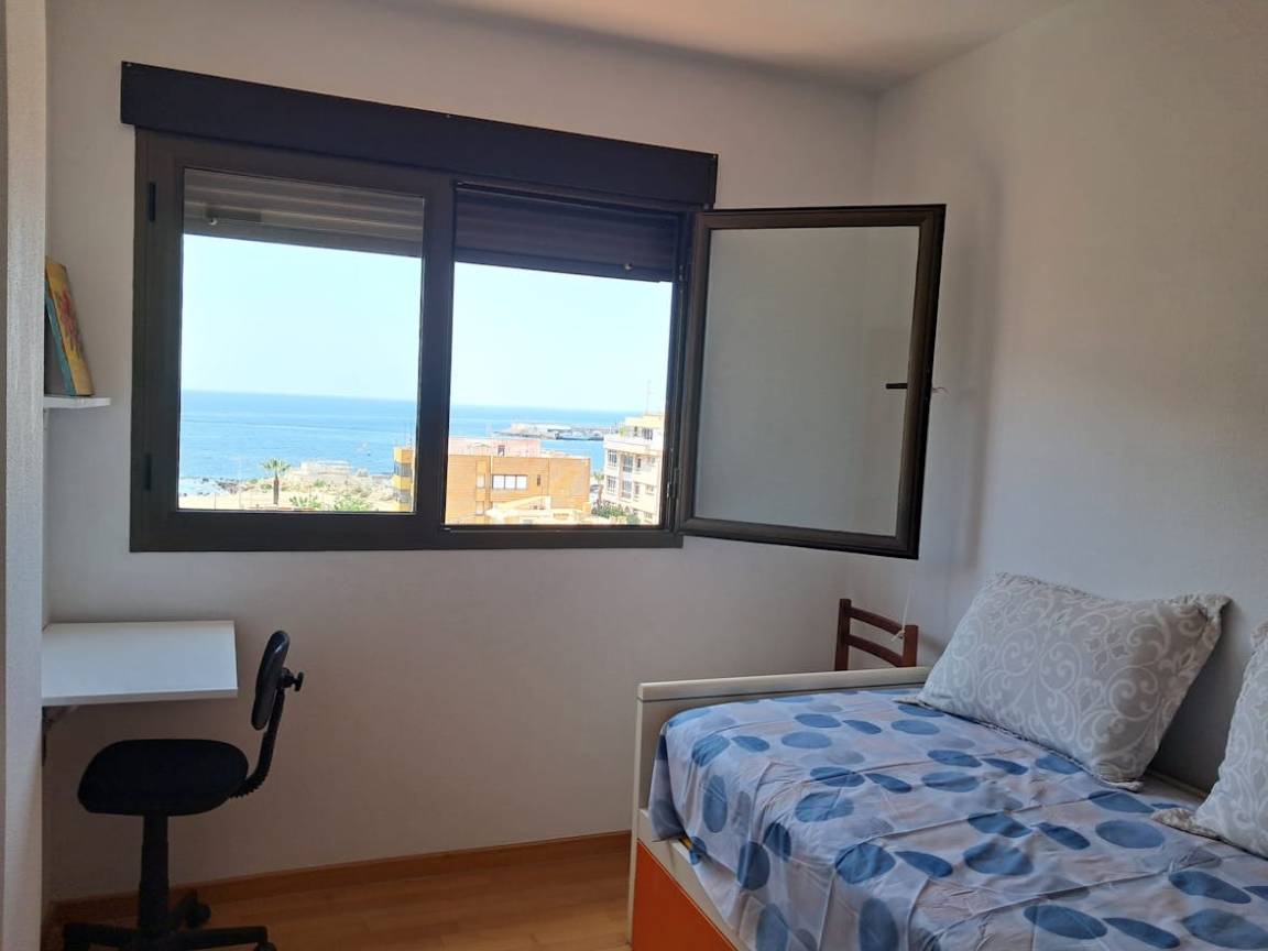 64 M² Apartamento ∙ 2 Habitaciones ∙ 2 Huéspedes - Águilas