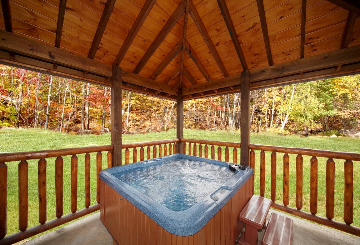 135 M² House ∙ 2 Bedrooms ∙ 6 Guests - Gatlinburg, TN