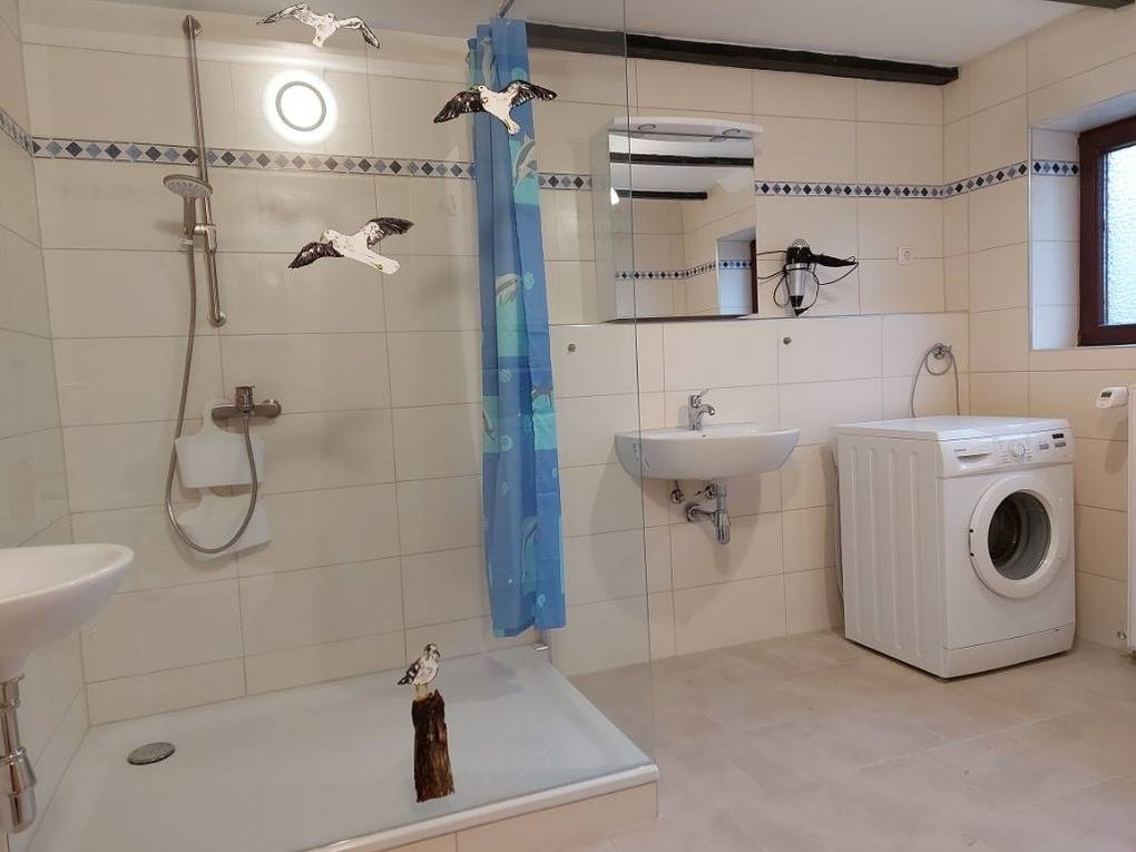115 m² Ferienwohnung ∙ 2 Schlafzimmer ∙ 5 Gäste – Bild 11