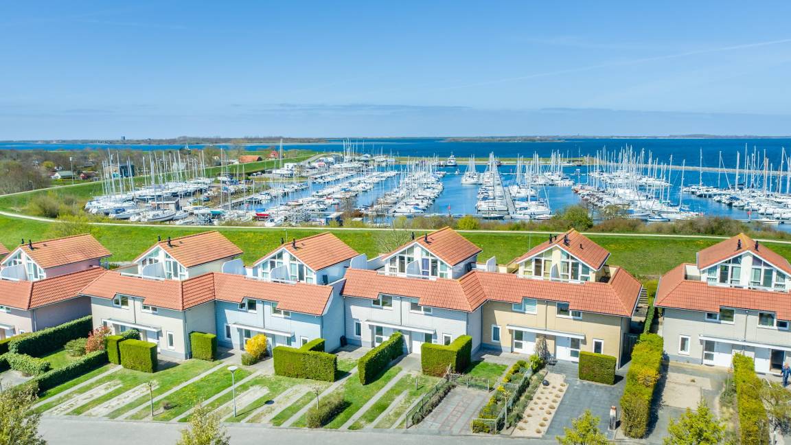 125 M² Bungalow ∙ 4 Bedrooms ∙ 8 Guests - Ouddorp