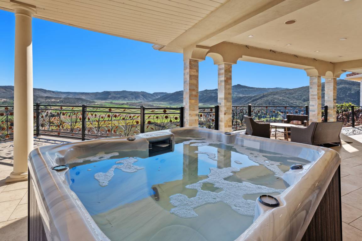 1133 M² Casa ∙ 7 Habitaciones ∙ 16 Huéspedes - Escondido, CA