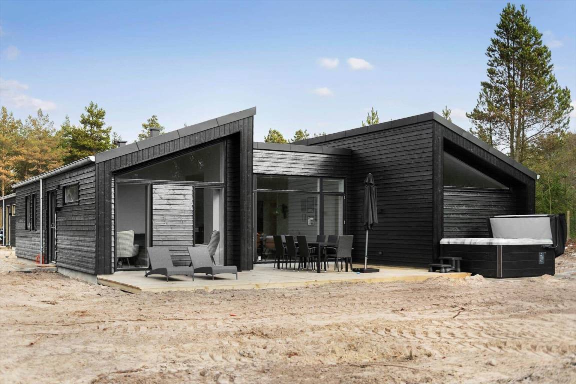 130 M² Ferienhaus ∙ 4 Schlafzimmer ∙ 8 Gäste - Blåvand