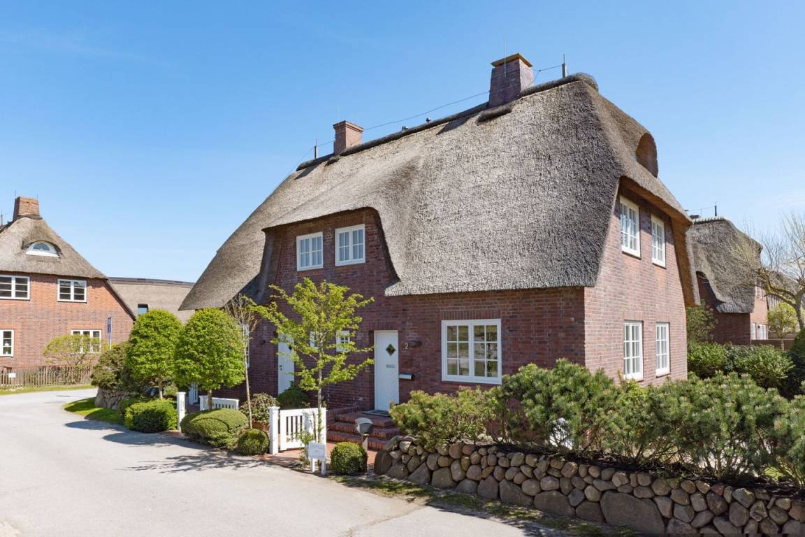 140 M² House ∙ 2 Bedrooms ∙ 4 Guests - List