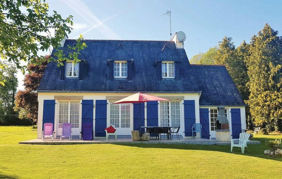 110 M² Ferienhaus ∙ 4 Schlafzimmer ∙ 9 Gäste - Concarneau