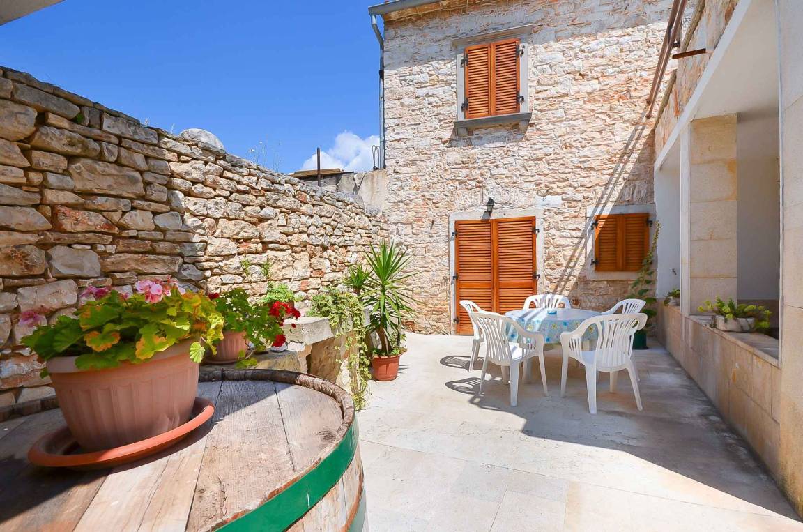 120 M² Maison De Vacances ∙ 2 Chambres ∙ 4 Personnes - Pula