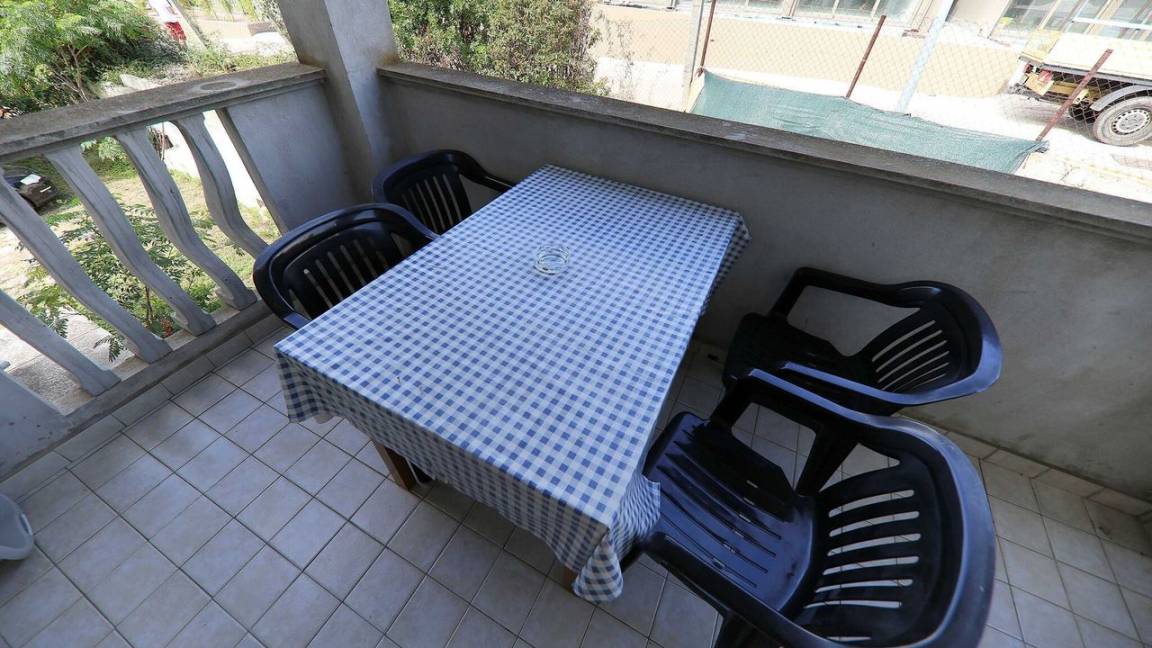 45 M² Ferienwohnung ∙ 2 Schlafzimmer ∙ 4 Gäste - Bibinje