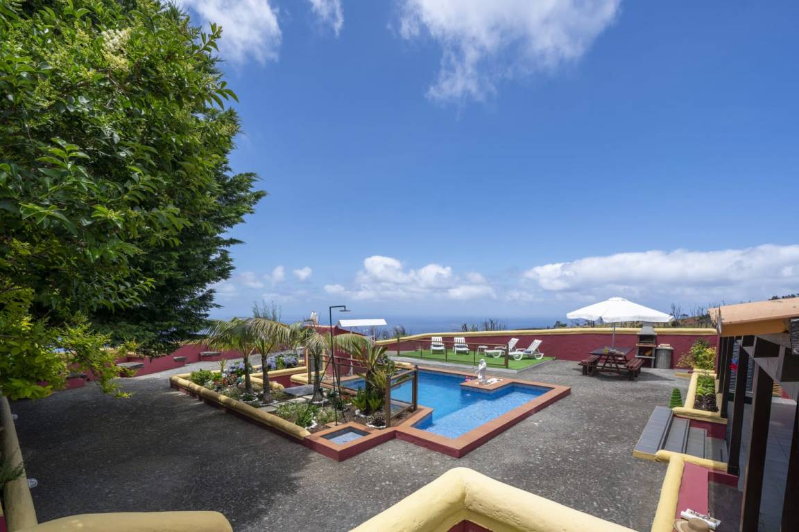 163 M² Casa ∙ 3 Quartos ∙ 6 Hóspedes - Madeira