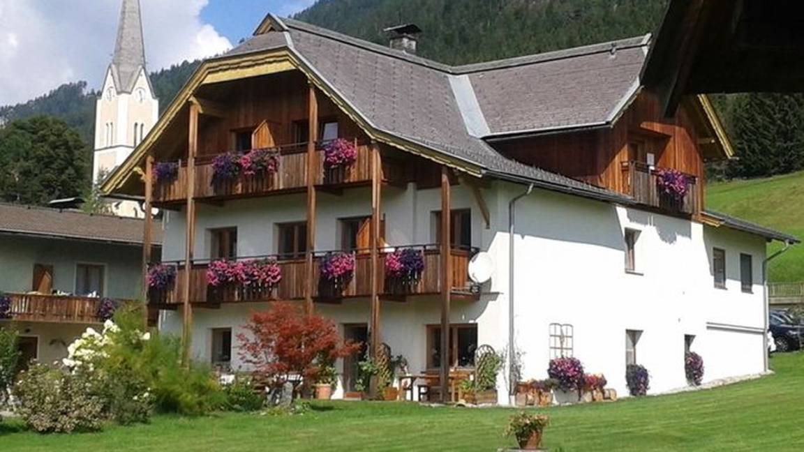 56 M² Ferienwohnung ∙ 2 Schlafzimmer ∙ 5 Gäste - Weißensee