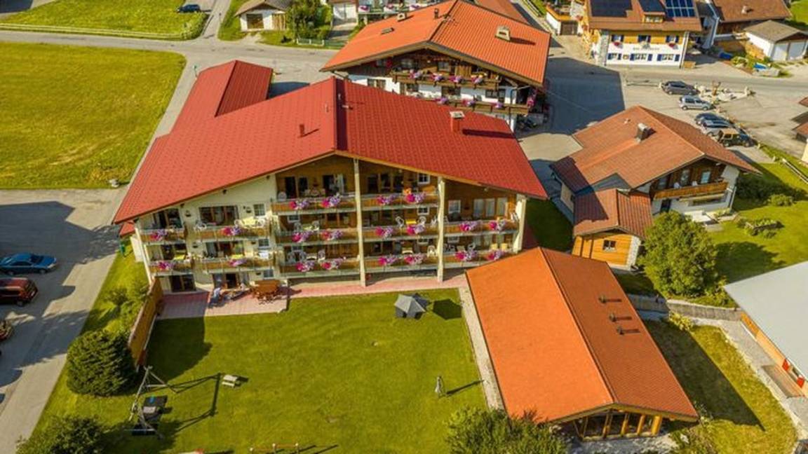 48 M² Ferienwohnung ∙ 1 Schlafzimmer ∙ 4 Gäste - Tannheimer Tal