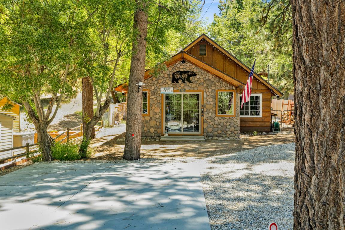 86 M² Cabin ∙ 2 Bedrooms ∙ 5 Guests - California