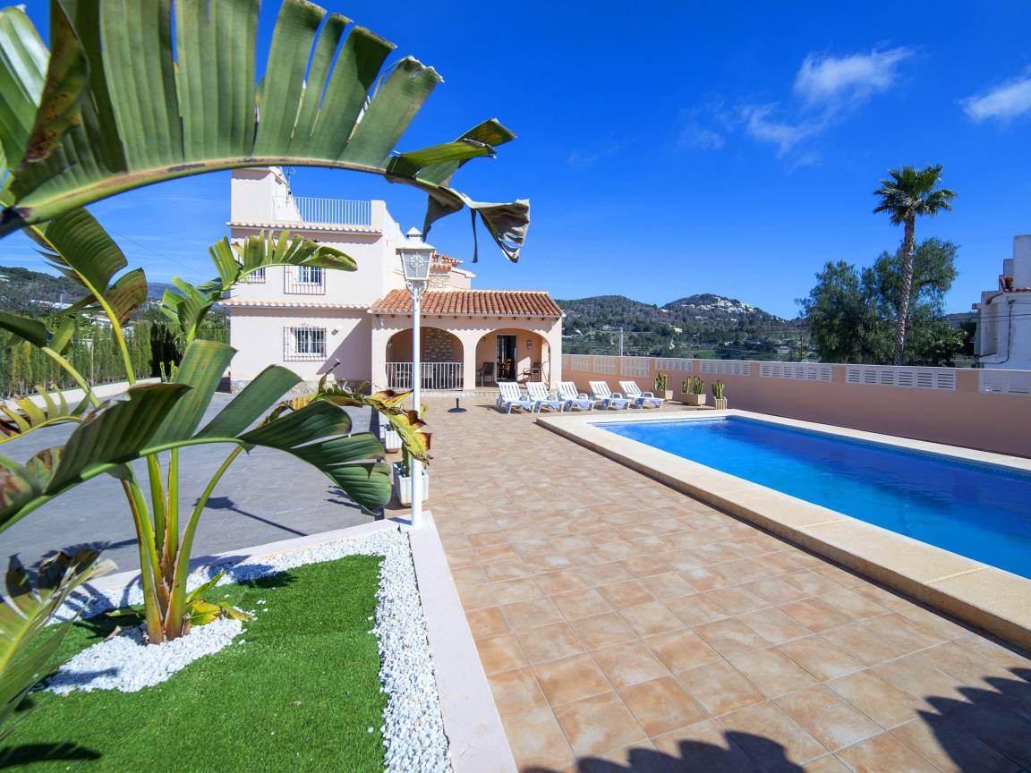 190 M² Ferienhaus ∙ 5 Schlafzimmer ∙ 11 Gäste - Calp
