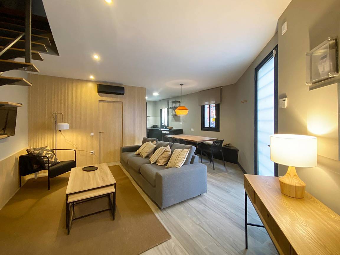 150 M² Villa ∙ 3 Habitaciones ∙ 4 Huéspedes - Barcelona