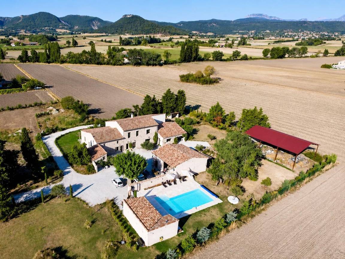 100 M² Gîte ∙ 2 Chambres ∙ 5 Personnes - Marsanne