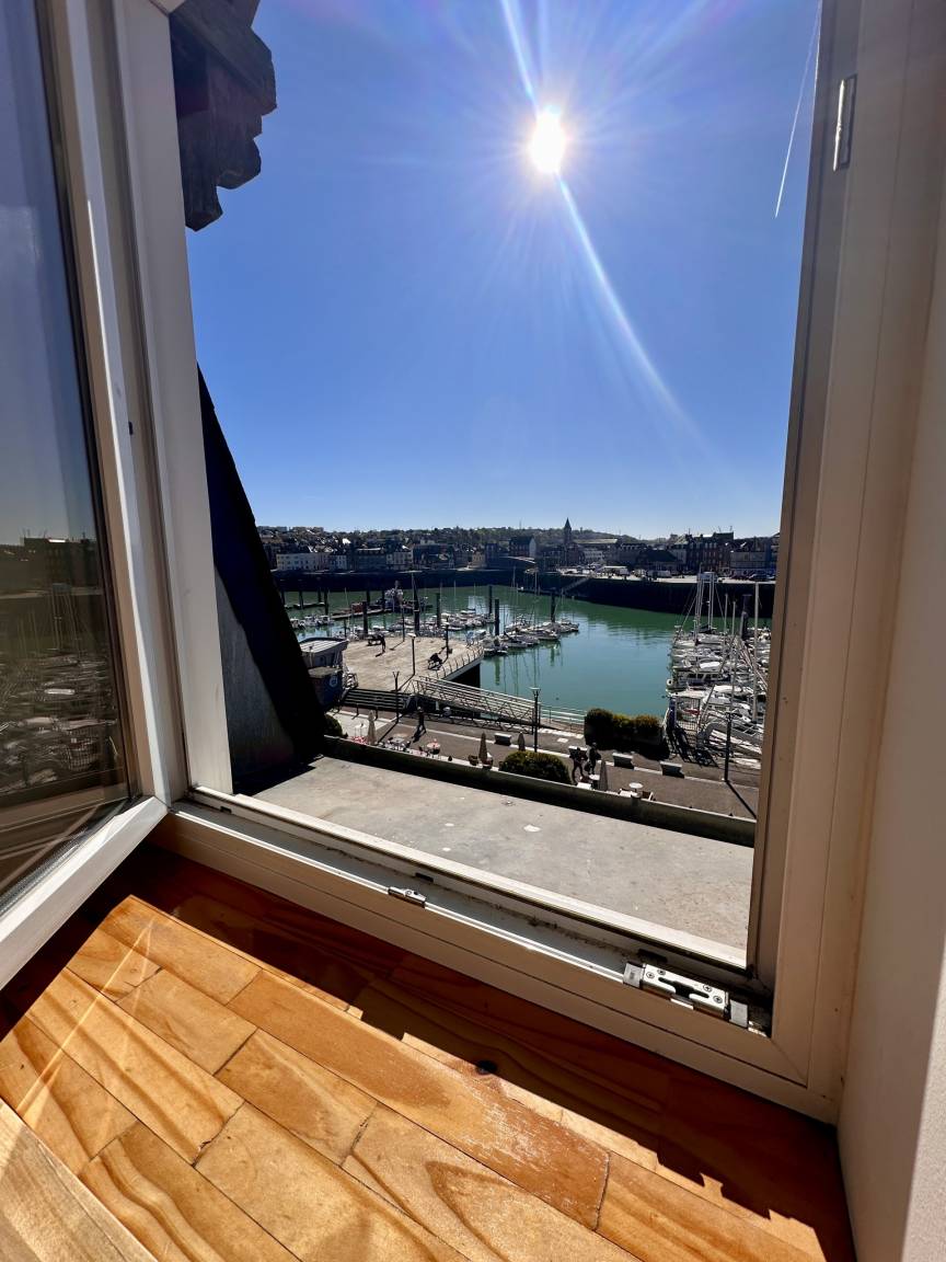 82 M² Appartement ∙ 2 Chambres ∙ 6 Personnes - Dieppe