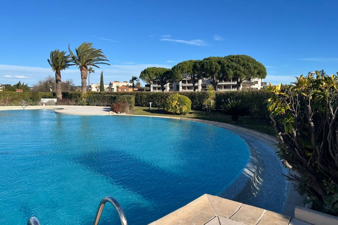 35 M² Apartamento ∙ 1 Habitación ∙ 2 Huéspedes - Mandelieu-La Napoule