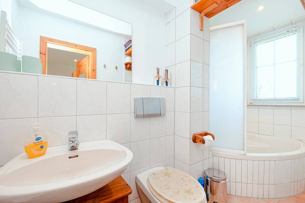 80 m² Ferienhaus ∙ 2 Schlafzimmer ∙ 4 Gäste – Bild 12