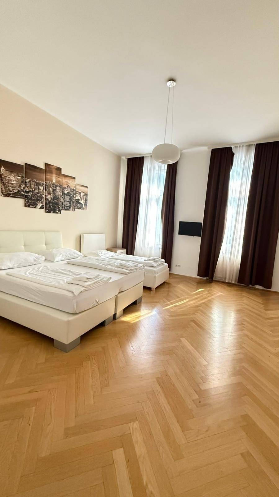 75 m² Ferienwohnung ∙ 1 Schlafzimmer ∙ 7 Gäste – Bild 10