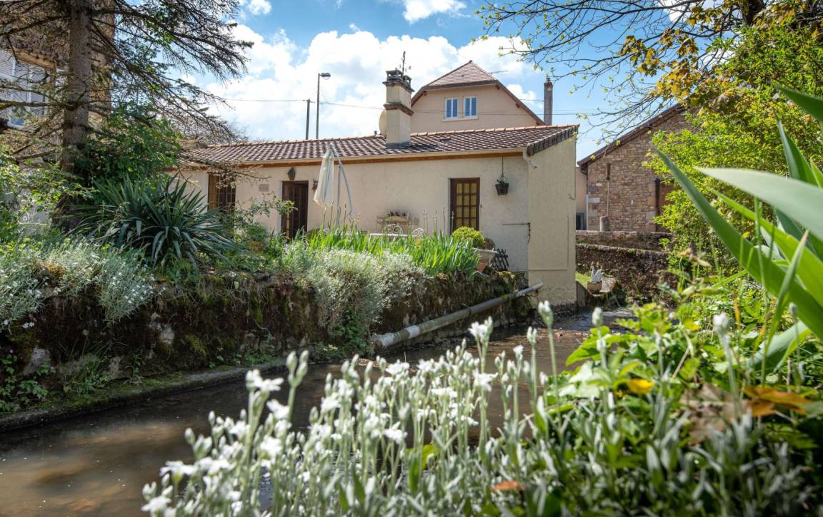 32 m&sup2; G&icirc;te 2 G&auml;ste