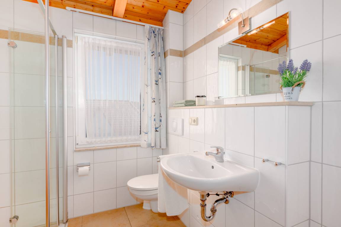48 m² Ferienwohnung ∙ 1 Schlafzimmer ∙ 2 Gäste – Bild 10