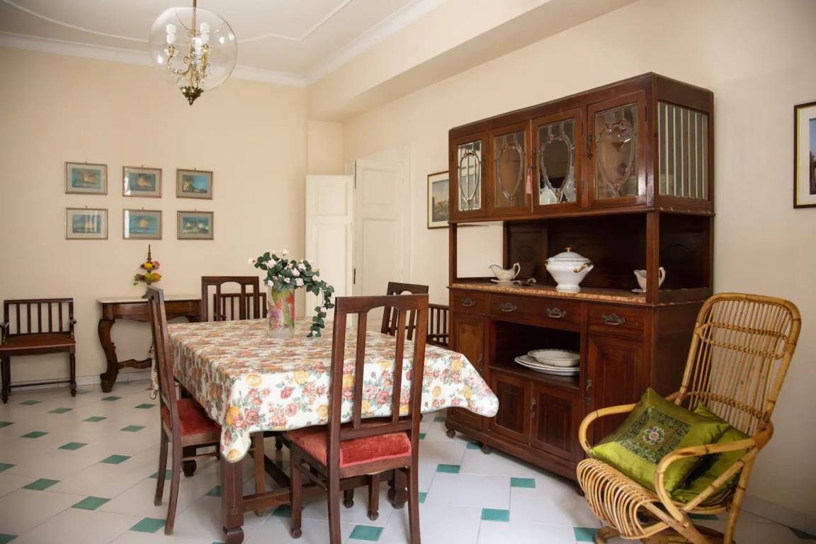 Holiday Apartment "Casa Vela" with Mountain View, Private Terrace & Wi-Fi