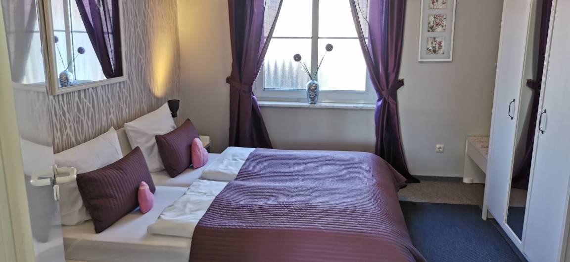 65 m² Ferienwohnung ∙ 2 Schlafzimmer ∙ 4 Gäste – Bild 2