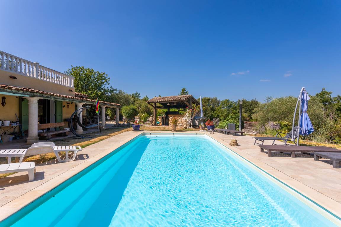 60 M² Huis ∙ 3 Slaapkamers ∙ 6 Gasten - Montauroux