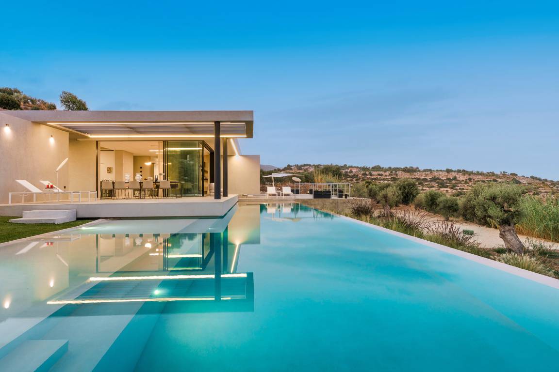 280 M² Villa ∙ 4 Slaapkamers ∙ 9 Gasten - Avola