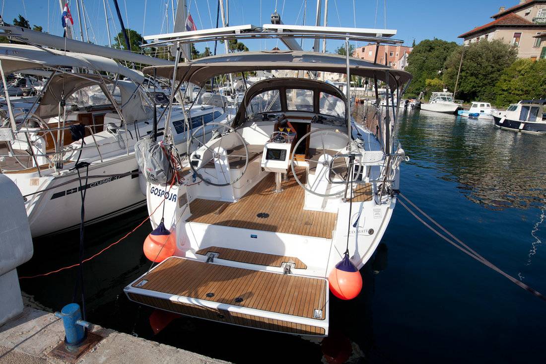 11 M² Casa Flotante ∙ 2 Habitaciones ∙ 4 Huéspedes - Croacia