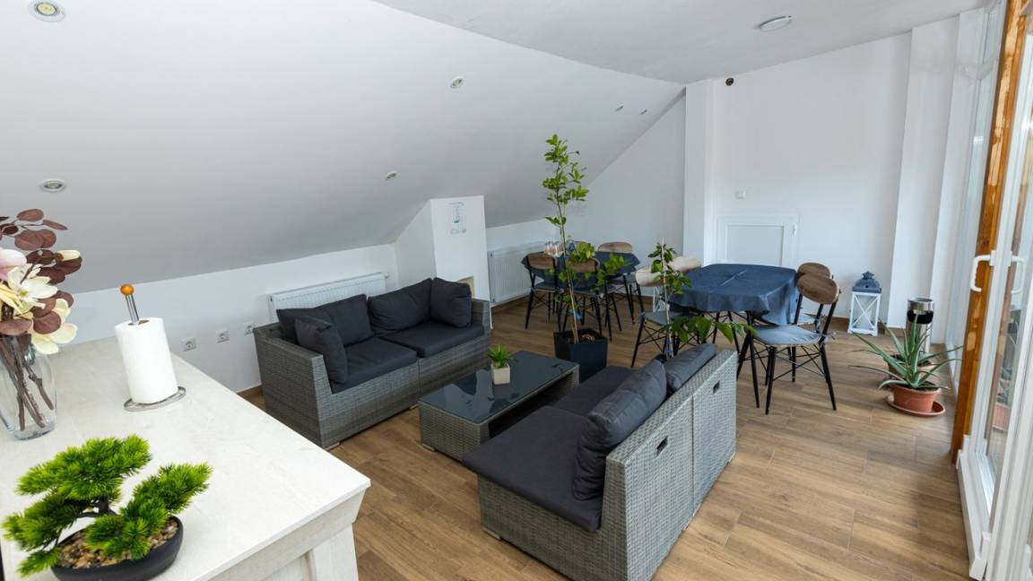 51 M² Apartamento ∙ 1 Habitación ∙ 4 Huéspedes - Osijek