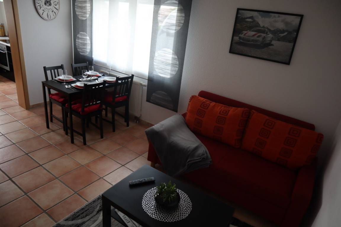 70 m² Ferienwohnung ∙ 1 Schlafzimmer ∙ 4 Gäste – Bild 8