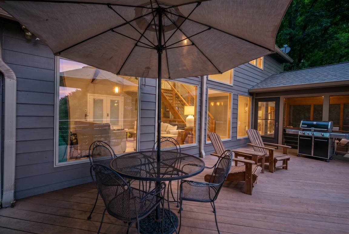 220 M² Cabin ∙ 2 Bedrooms ∙ 4 Guests - Big Canoe, GA