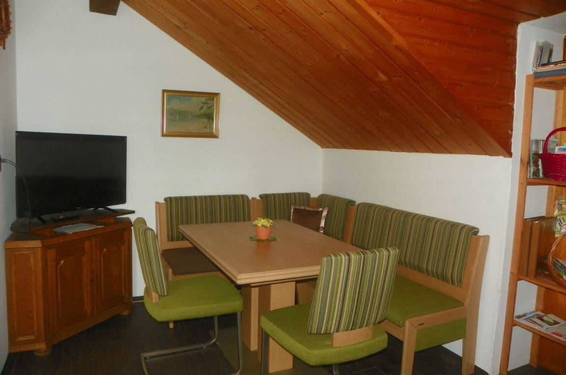 55 m² Ferienwohnung ∙ 2 Schlafzimmer ∙ 4 Gäste – Bild 2