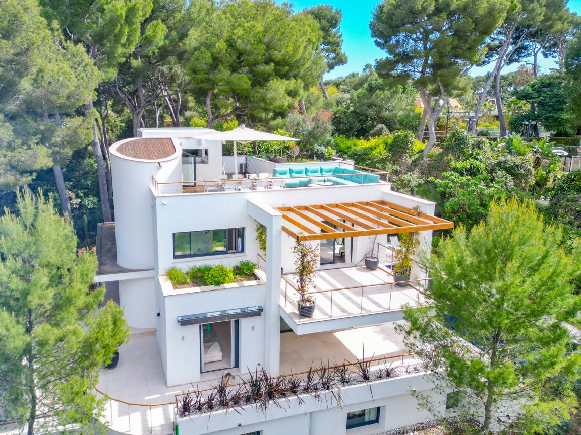250 M² Villa ∙ 5 Bedrooms ∙ 8 Guests - Nice
