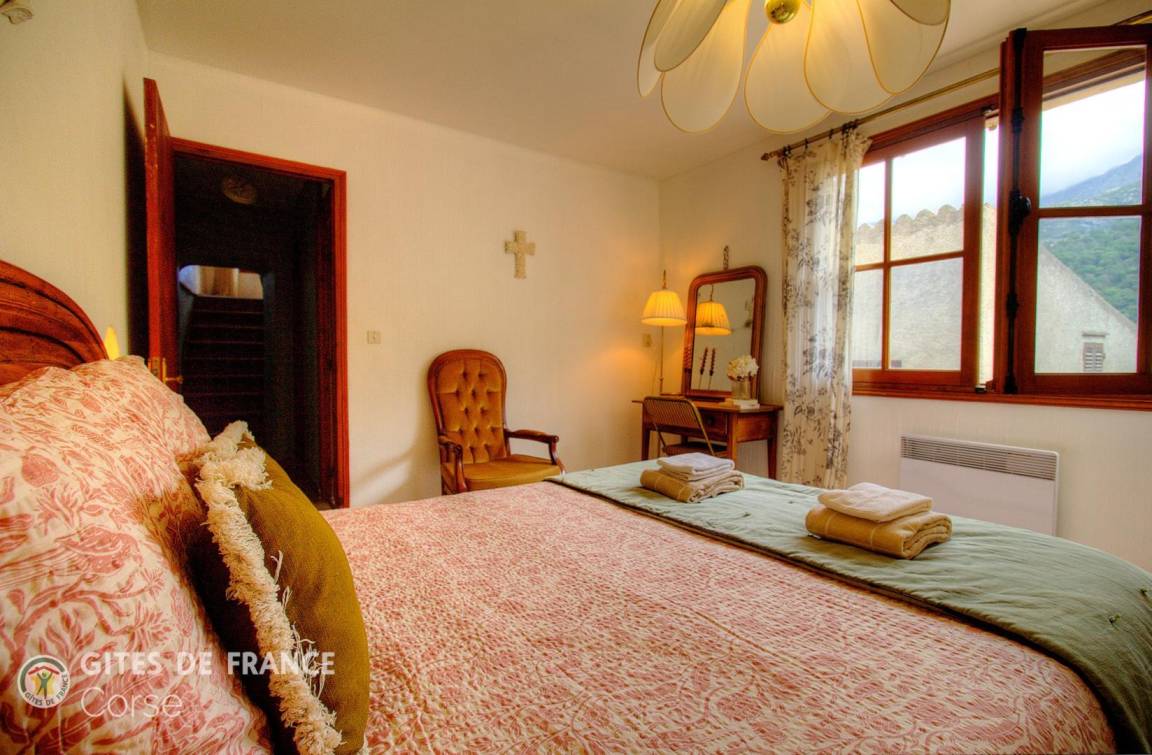 100 m² Gîte ∙ 2 Schlafzimmer ∙ 4 Gäste – Bild 18