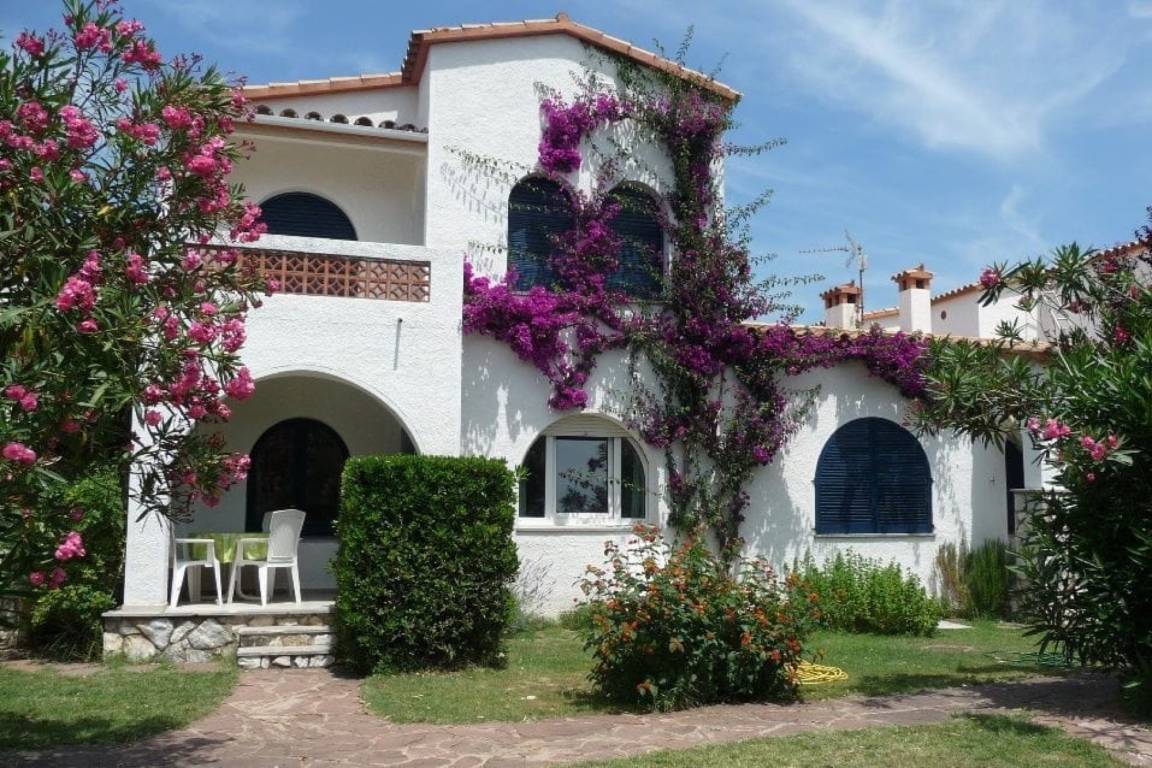 72 M² Appartamento Vacanza ∙ 2 Camere Da Letto ∙ 6 Ospiti - Empuriabrava