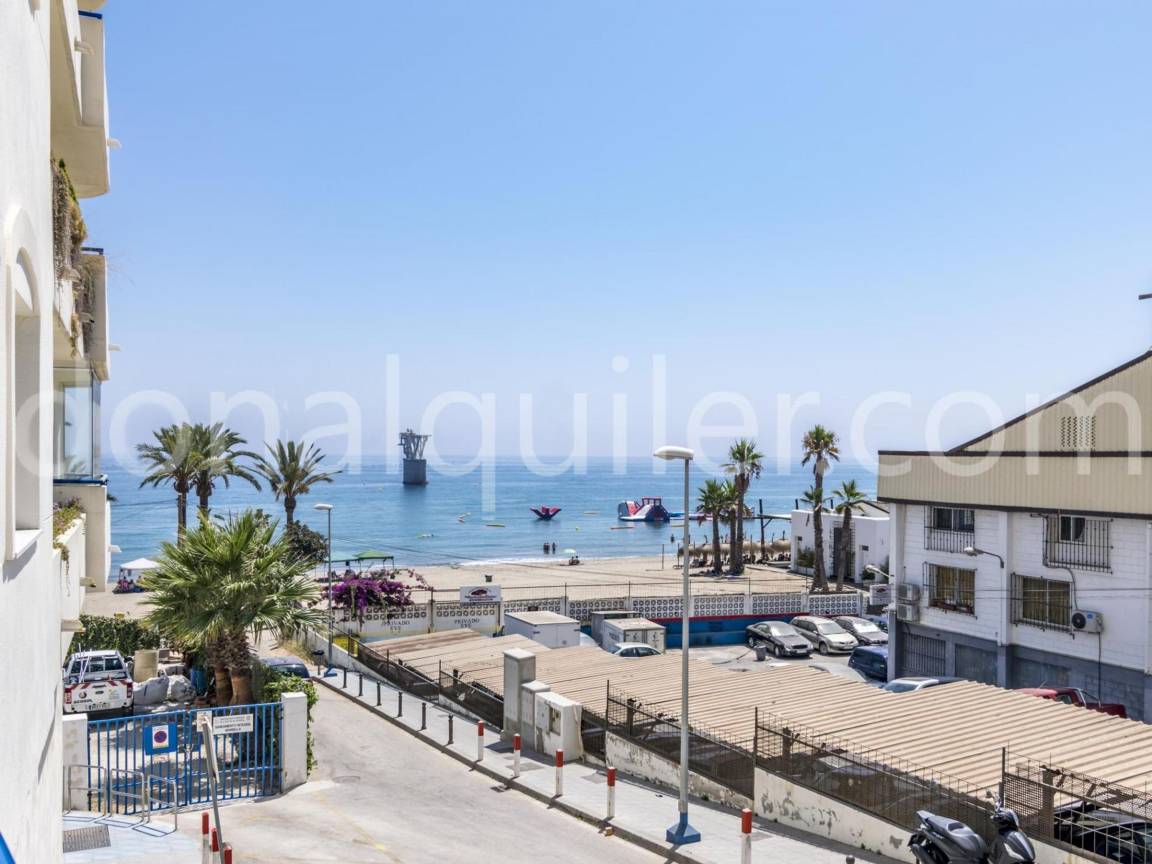 100 M² Apartment ∙ 3 Bedrooms ∙ 5 Guests - Marbella