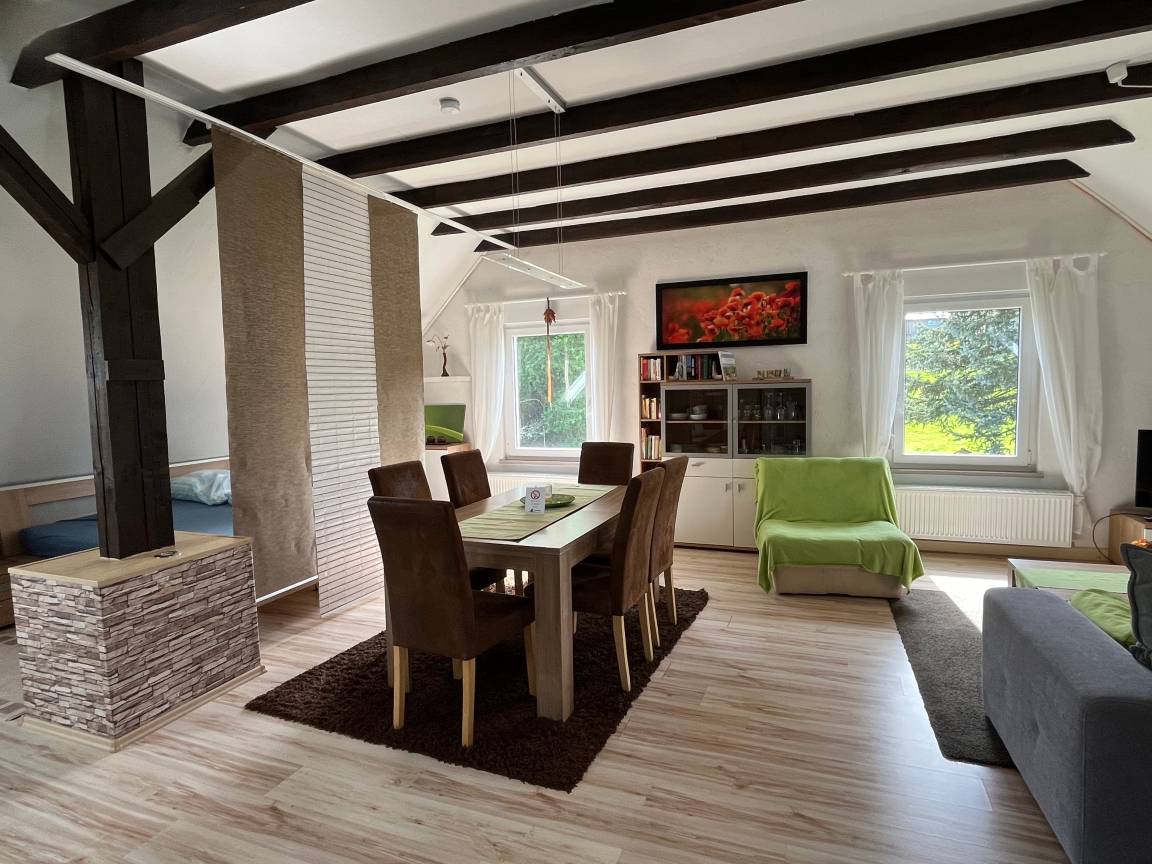 80 m² Ferienwohnung ∙ 1 Schlafzimmer ∙ 6 Gäste – Bild 7