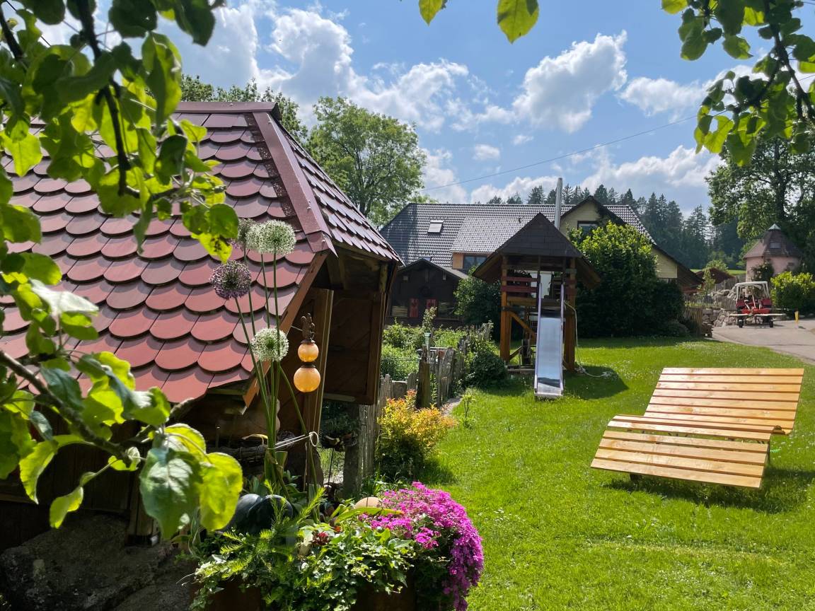 85 M² Ferienwohnung ∙ 3 Schlafzimmer ∙ 6 Gäste - Triberg im Schwarzwald