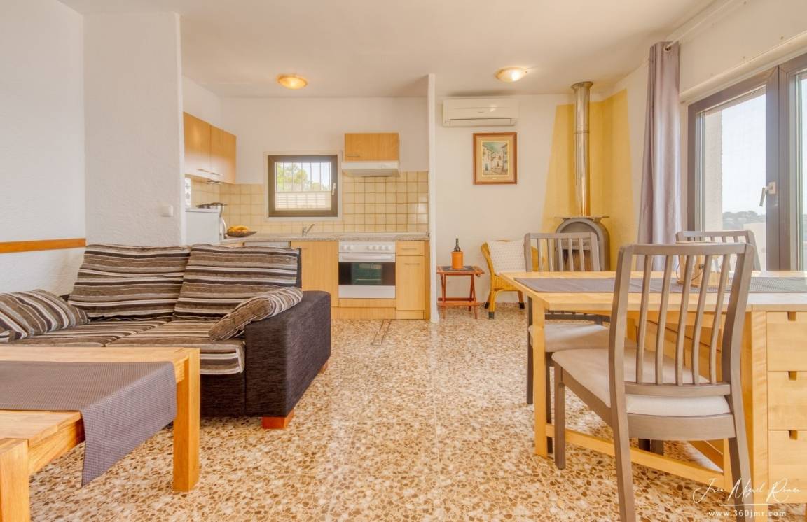 55 m² Ferienhaus ∙ 2 Schlafzimmer ∙ 4 Gäste – Bild 5