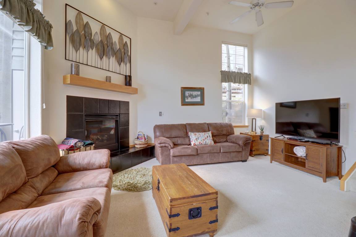 102 M² Condo ∙ 2 Bedrooms ∙ 6 Guests - Silverthorne, CO