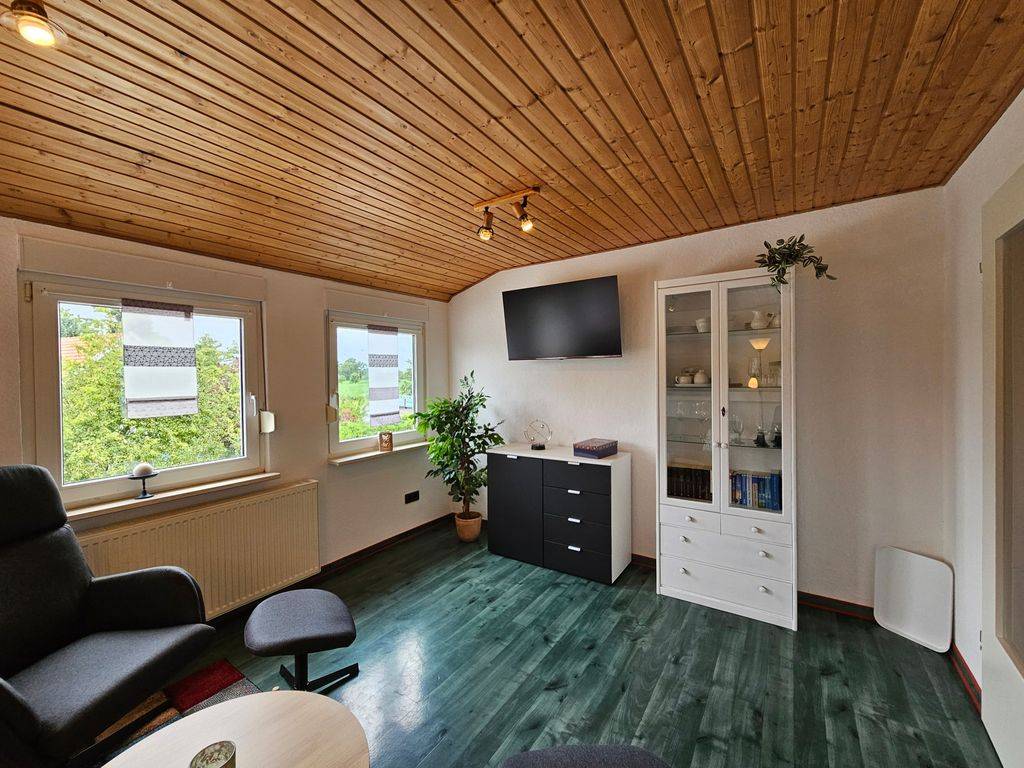 80 M² Ferienwohnung ∙ 3 Schlafzimmer ∙ 4 Gäste - Uplengen