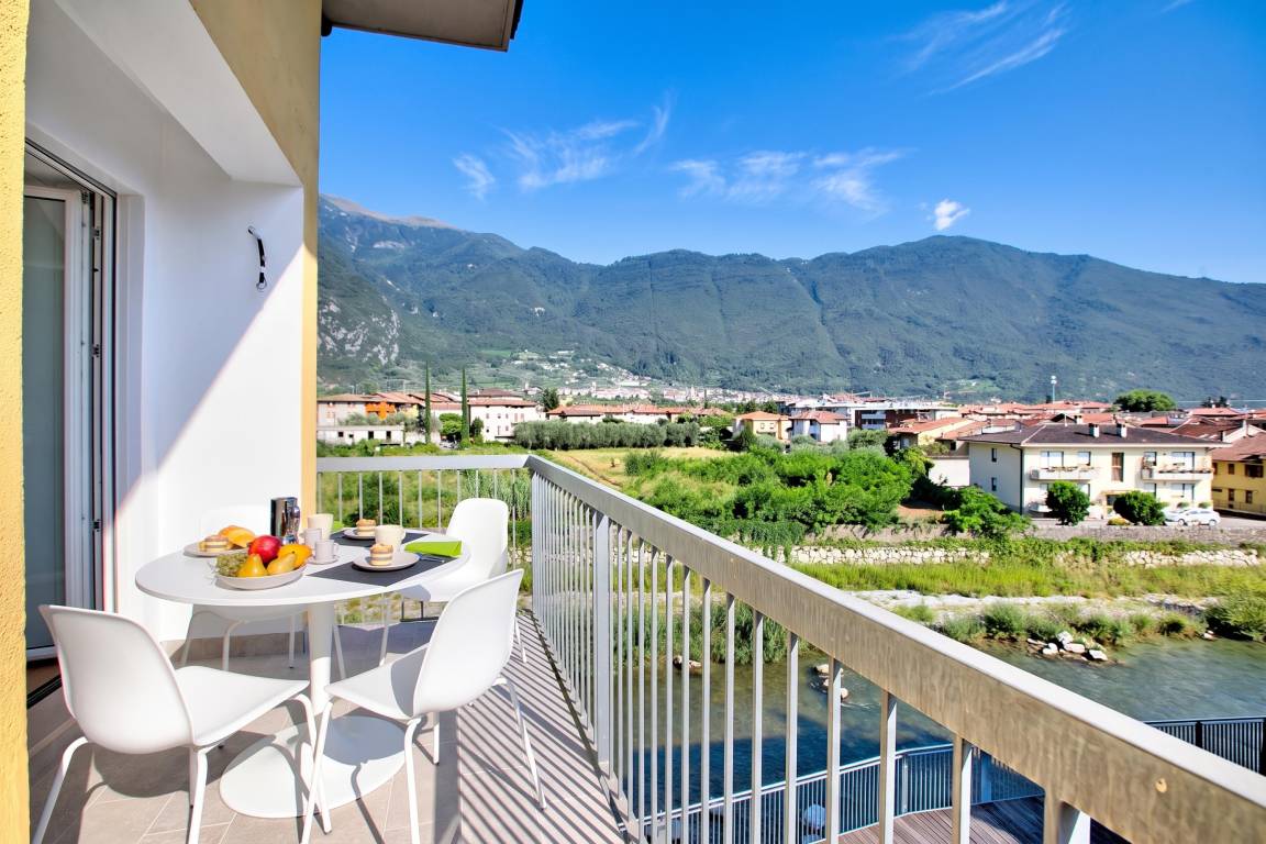 48 M² Ferienwohnung ∙ 2 Schlafzimmer ∙ 5 Gäste - Arco