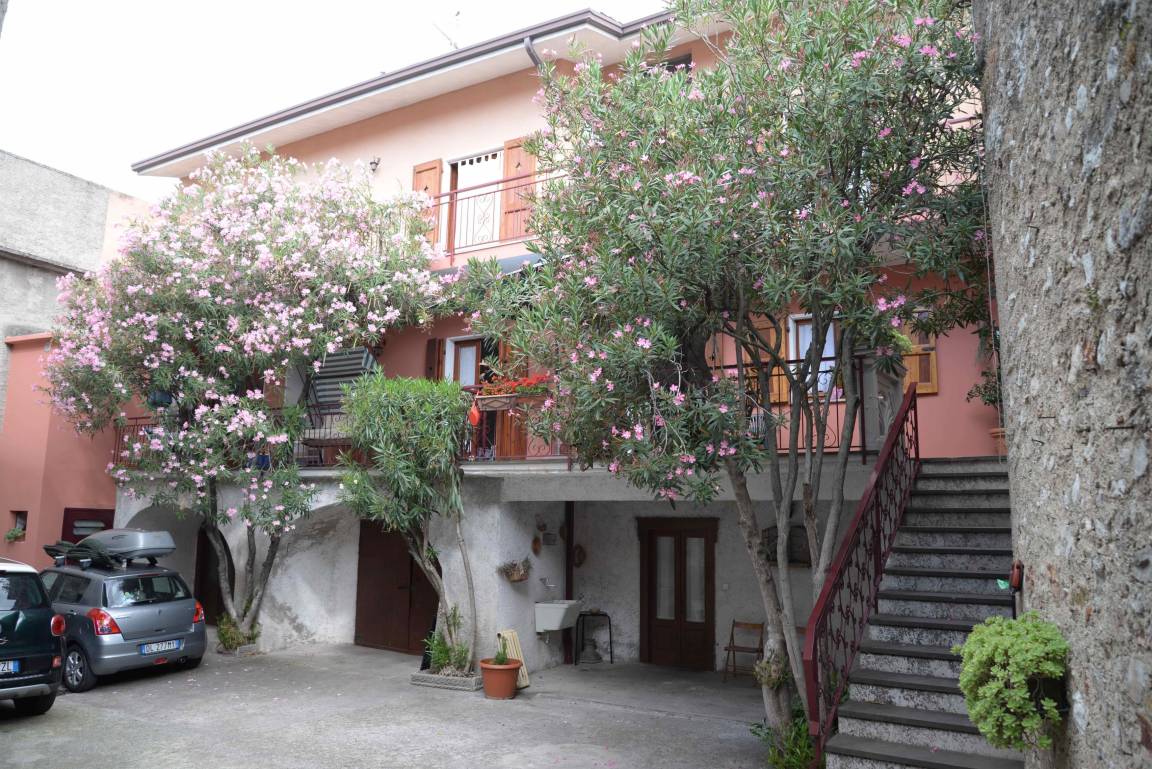 80 M² Appartamento Vacanza ∙ 3 Camere Da Letto ∙ 6 Ospiti - Gargnano