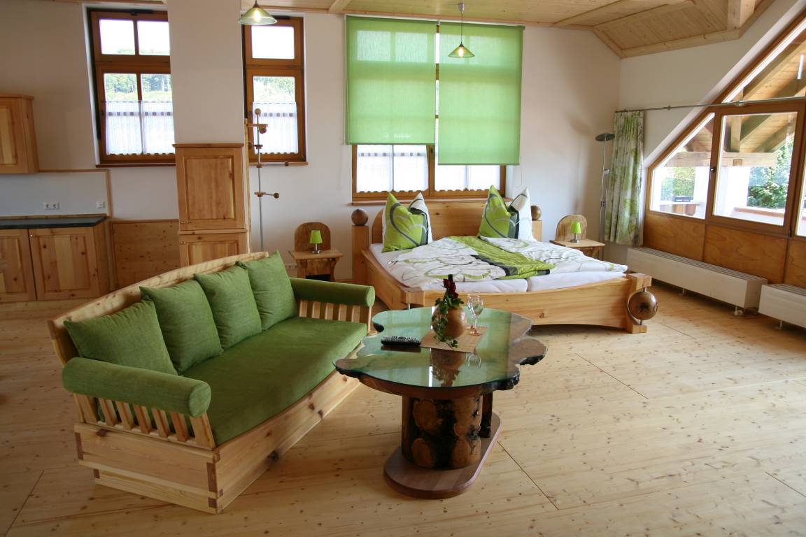 85 M² Ferienwohnung ∙ 1 Schlafzimmer ∙ 2 Gäste - Kelheim