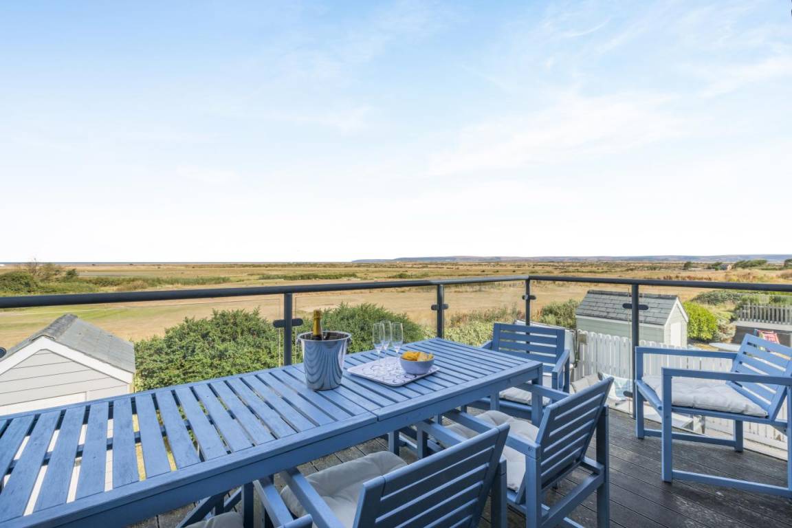 Cottage ∙ 4 Bedrooms ∙ 8 Guests - Westward Ho!