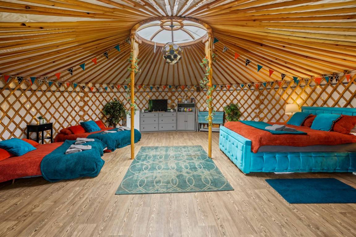 Camping ∙ 1 Bedroom ∙ 6 Guests - Suffolk