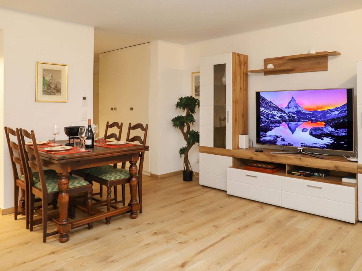 90 M² Appartement ∙ 2 Chambres ∙ 4 Personnes - Zermatt
